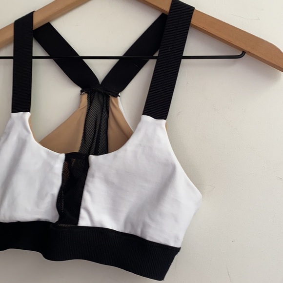 Blue Life Fit Contrast Sports Bra, Size S - Picture 2 of 14